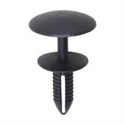 Rocker Moulding Push Type Retainer Land Rover - Black Nylon <br><font color=red><font size=2.5>Land Rover: HYQ100060PUY</font></font>
